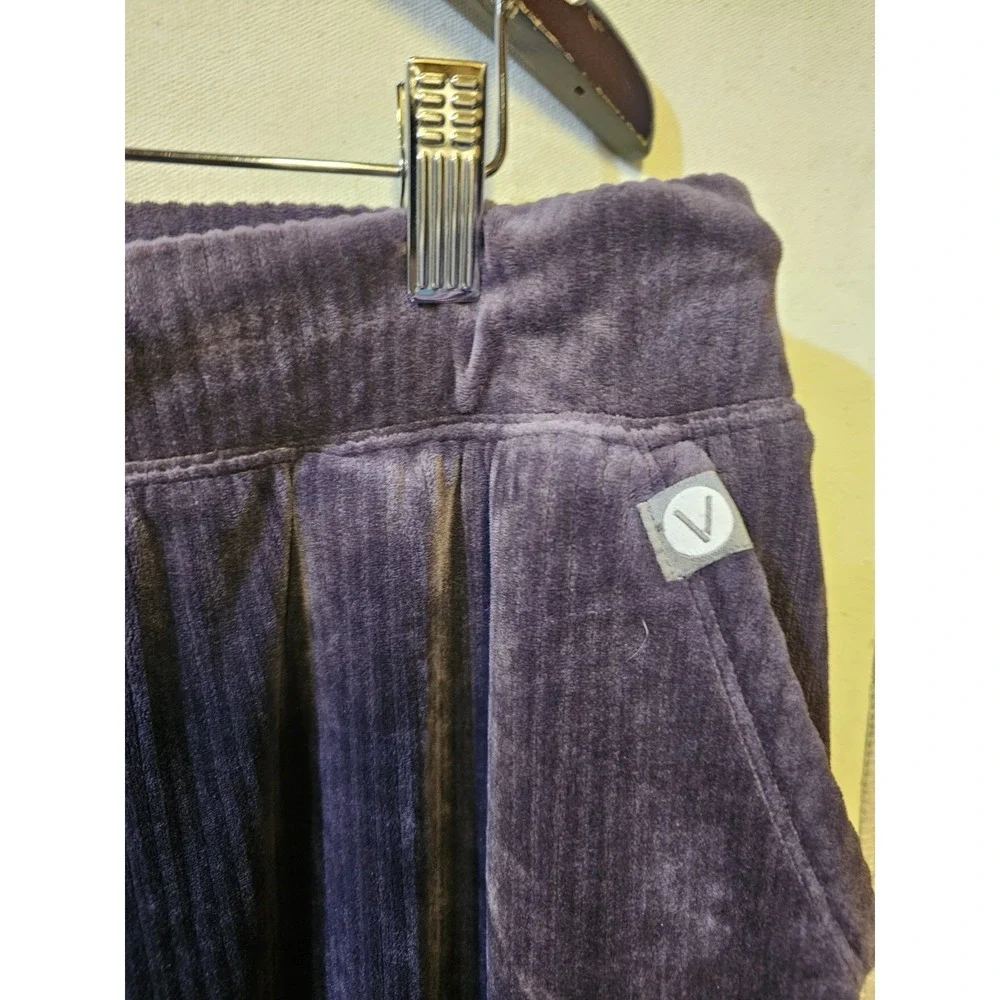 Livi Lane Bryant Velor Top and Pants Size 18/20 2 Piece Set  Plus‎ Size